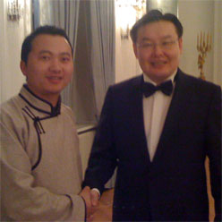 Gombojav Zandanshatar, der Minister für auswärtige Angelegenheiten und Handel der Mongolei und OTGO art, Schloss Bellevue Berlin, 29.03.2012